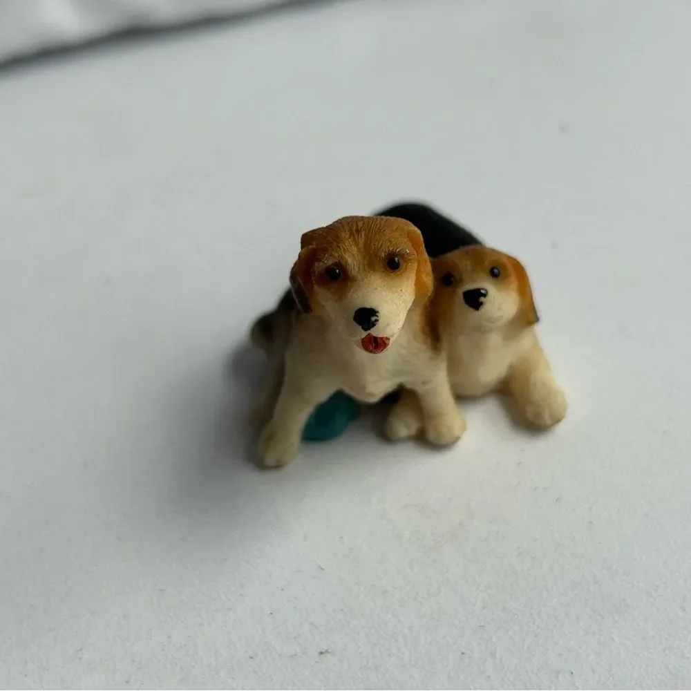 MCM Vintage Glass Beagle Dog Figurine Pair Brown and Black Decorative Pet Statue